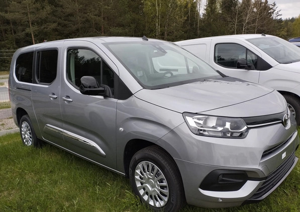 Toyota Proace City Verso cena 144900 przebieg: 3, rok produkcji 2024 z Wieliczka małe 46